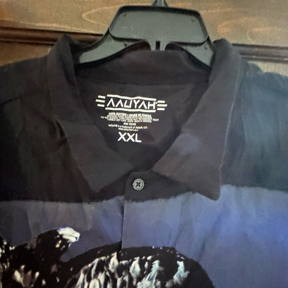 Aaliyah Button Down Graphic Button Down Men’s Xxl - image 2